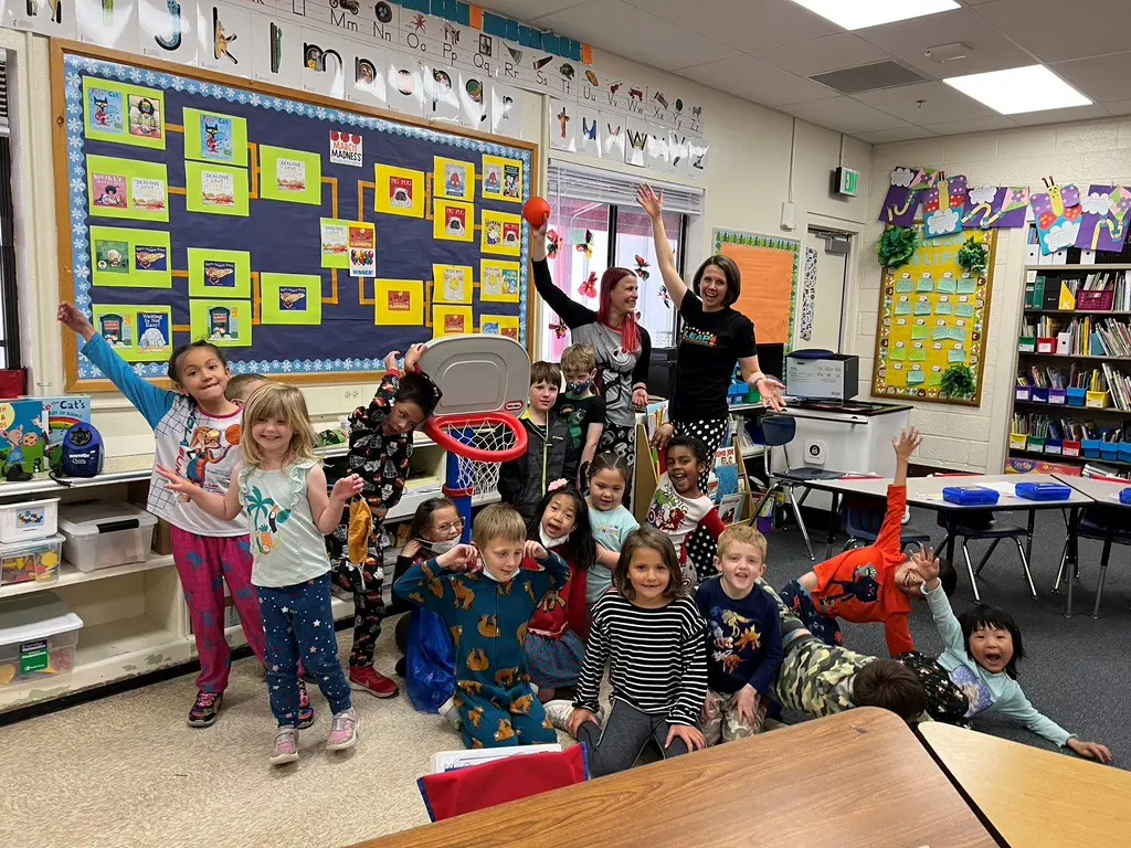 Group photo with students